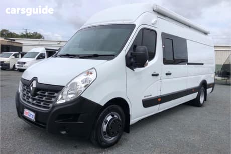 White 2017 Renault Master Van Elwb High
