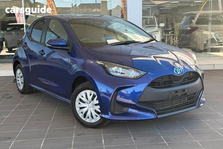 Blue 2022 Toyota Yaris Hatch