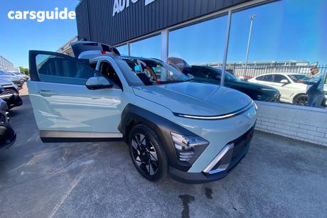 Green 2024 Hyundai Kona Wagon Premium