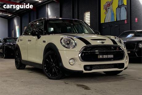 White 2016 Mini Hatch Hatch COOPER S F
