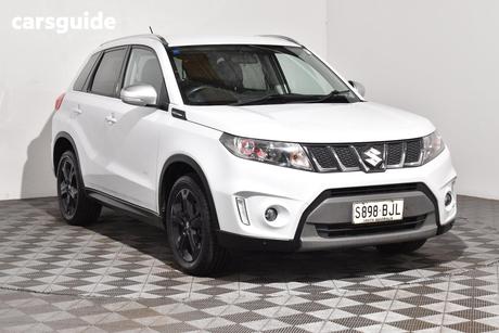 White 2017 Suzuki Vitara Wagon S Turbo (Fwd)