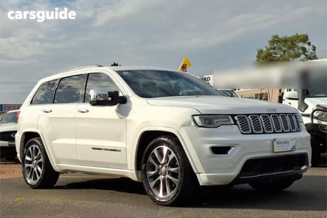 White 2018 Jeep Grand Cherokee Wagon Overland (4X4)