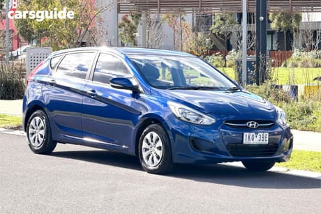 Blue 2017 Hyundai Accent Hatchback Active