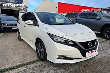 White 2020 Nissan Leaf Hatchback E+