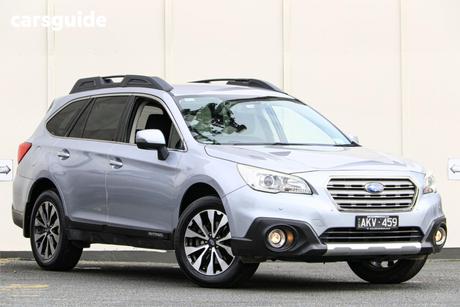 Silver 2016 Subaru Outback Wagon 2.5I