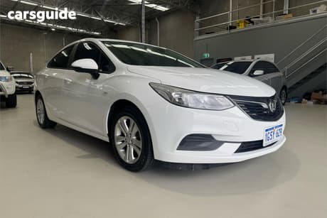 White 2018 Holden Astra Sedan Ls