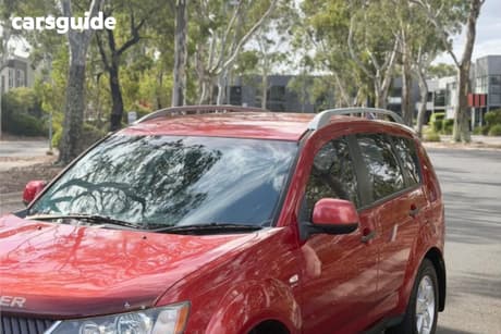 Red 2008 Mitsubishi Outlander Wagon Ls