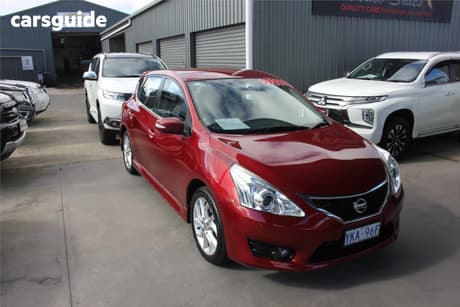 Red 2013 Nissan Pulsar Hatchback Sss