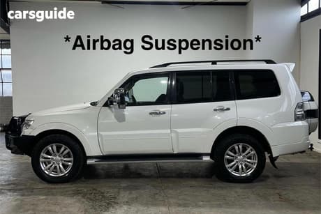 White 2016 Mitsubishi Pajero Wagon Gls Lwb (4X4)