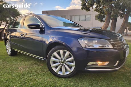 Blue 2014 Volkswagen Passat Wagon 118 Tsi