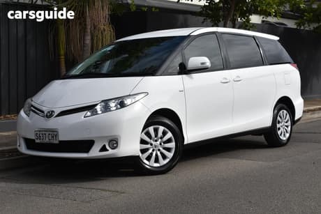White 2016 Toyota Tarago Wagon Gli