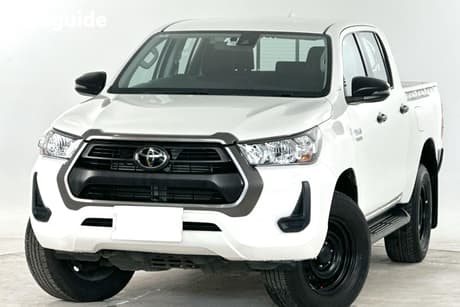 White 2022 Toyota Hilux Double Cab Pick Up Sr Hi-Rider (4X2)