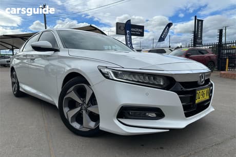 White 2019 Honda Accord Sedan Vti-Lx 1.5L Turbo