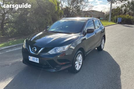 Black 2016 Nissan Qashqai Wagon St (4X2)