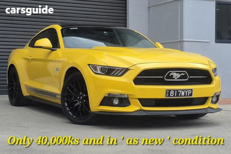 Yellow 2016 Ford Mustang Coupe Fastback Gt 5.0 V8