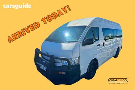 White 2015 Toyota HiAce Bus Commuter