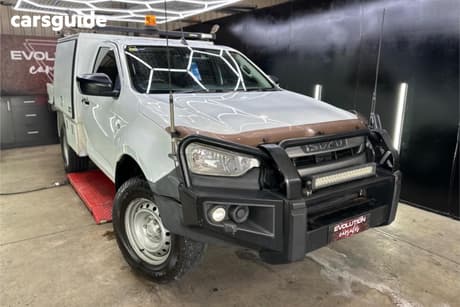 White 2020 Isuzu D-MAX Cab Chassis Sx (4X4)