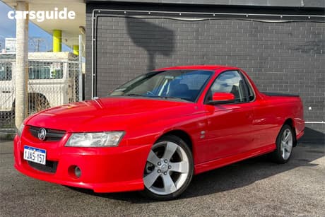 Red 2004 Holden UTE Ute Tray S R