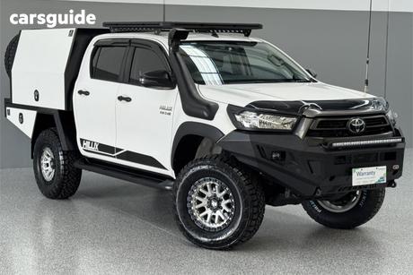 White 2021 Toyota Hilux Double Cab Pick Up Sr (4X4)