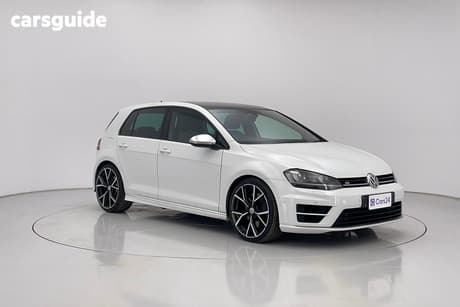 White 2015 Volkswagen Golf Hatchback R
