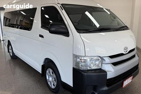 White 2016 Toyota HiAce Bus Commuter (12 Seats)