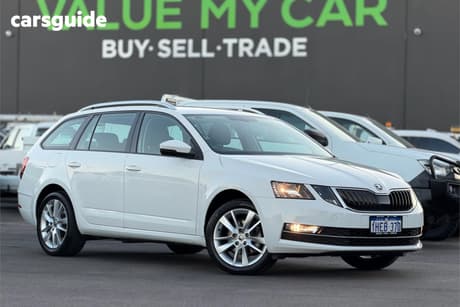 White 2020 Skoda Octavia Wagon 110 Tsi Base