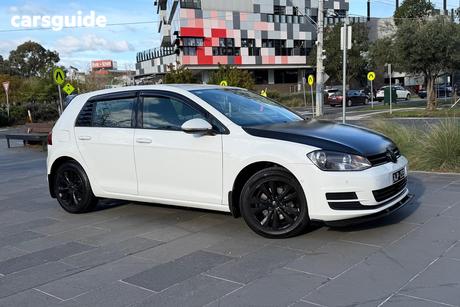 White 2016 Volkswagen Golf Hatchback 92 Tsi Comfortline
