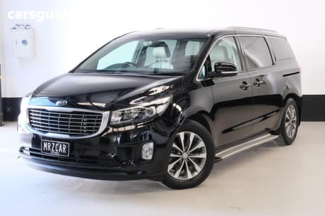 Black 2016 Kia Carnival Wagon Sli