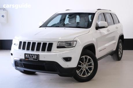 White 2016 Jeep Grand Cherokee Wagon Laredo (4X4)