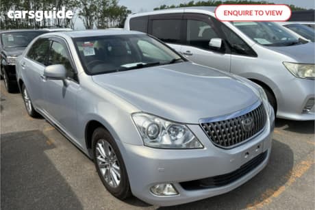 Silver 2011 Toyota Crown Sedan MAJESTA 4WD I-FOUR