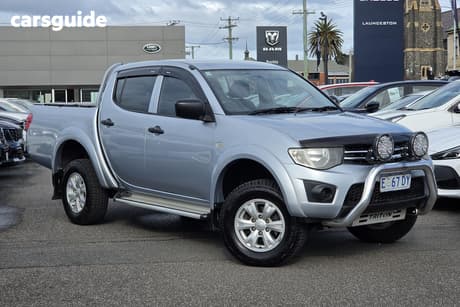 2014 Mitsubishi Triton Double Cab Utility Glx (4X4)