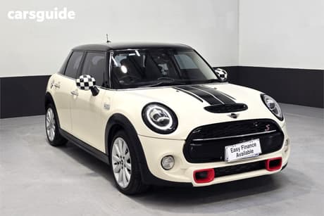 White 2019 Mini Cooper Hatchback S 5D Hatch