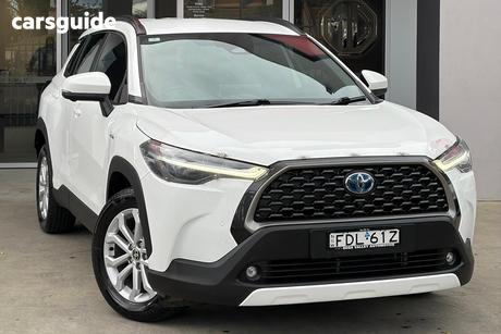 White 2023 Toyota Corolla Cross Wagon Gxl 2Wd Hybrid