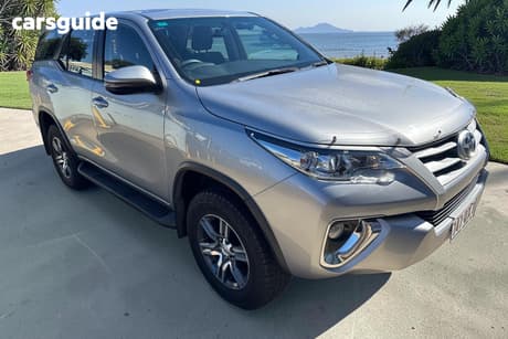Silver 2018 Toyota Fortuner Wagon Gx