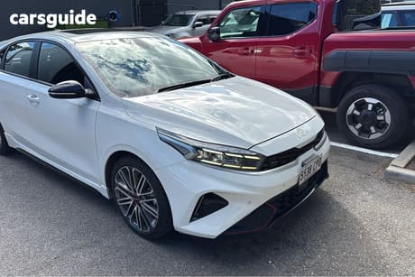 White 2022 Kia Cerato Hatchback Gt