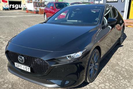 Black 2023 Mazda 3 Hatchback G20 Evolve