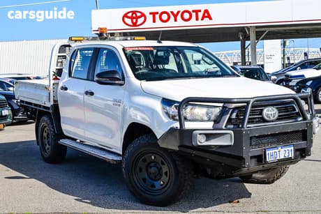 White 2020 Toyota Hilux Double Cab Chassis Sr (4X4)