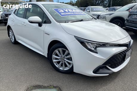 White 2022 Toyota Corolla Hatchback Ascent Sport Hybrid