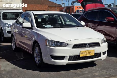 White 2010 Mitsubishi Lancer Sedan Sx