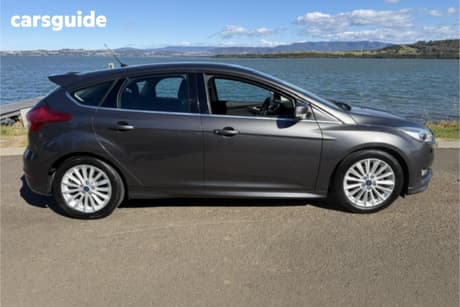 Grey 2016 Ford Focus Hatchback Sport