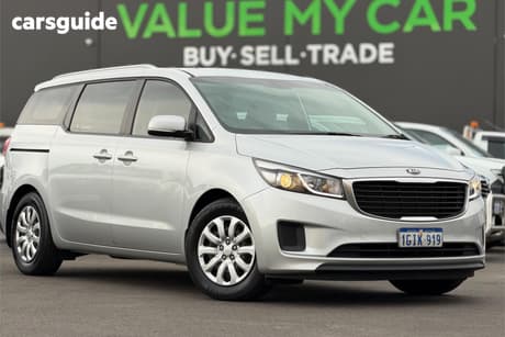 Silver 2017 Kia Carnival Wagon S