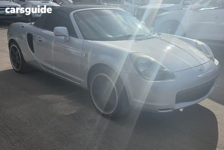 Silver 2001 Toyota MR2 Convertible Spyder