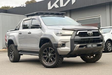Silver 2023 Toyota Hilux Double Cab Pick Up Rogue (4X4)