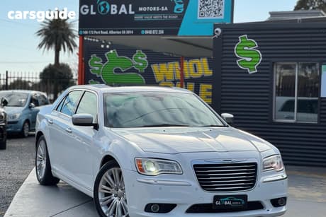 White 2012 Chrysler 300 Sedan C LUXURY MY12