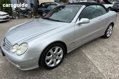 Silver 2003 Mercedes-Benz CLK320 Cabriolet Avantgarde