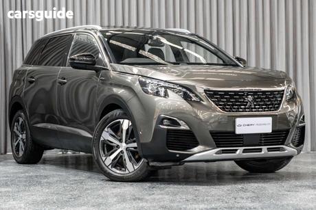 Grey 2018 Peugeot 5008 Wagon Gt Line