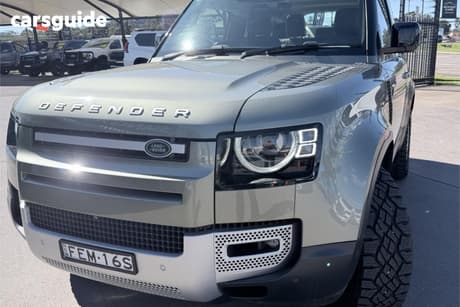 Green 2021 Land Rover Defender Wagon 90 D300 Se (220Kw)