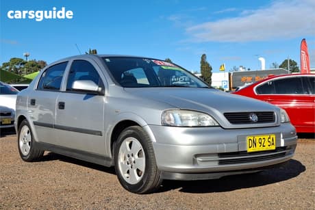 Silver 2004 Holden Astra Hatchback Cd