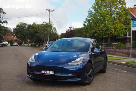 Blue 2019 Tesla Model 3 Sedan Standard Range Rwd