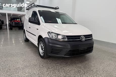 White 2016 Volkswagen Caddy Commercial TSI220 F
